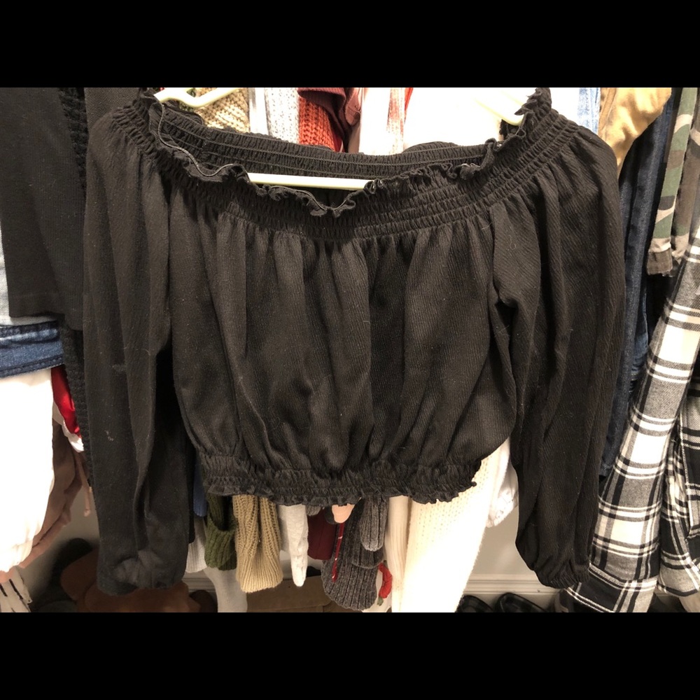 long sleeve crop top